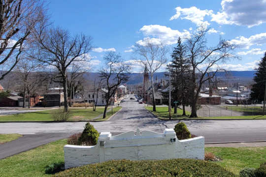 As US Nears 1 Million Covid Deaths, One Hard-Hit County Grapples With Unthinkable Loss pa town covid deaths 3 9