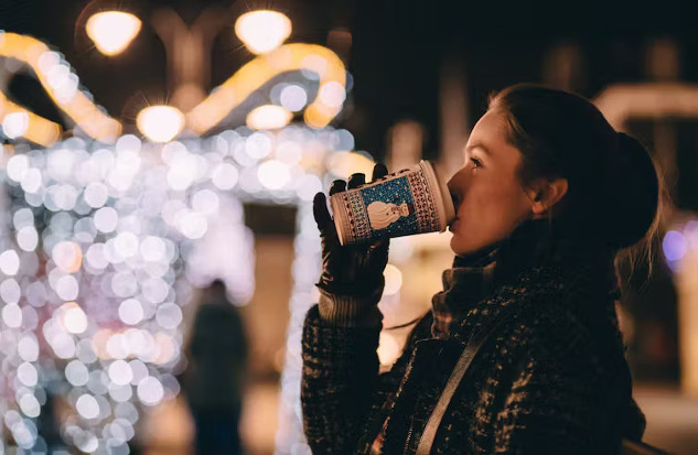 Christmas Music in Ads: A Strategy to Boost Your Spending onntsb50